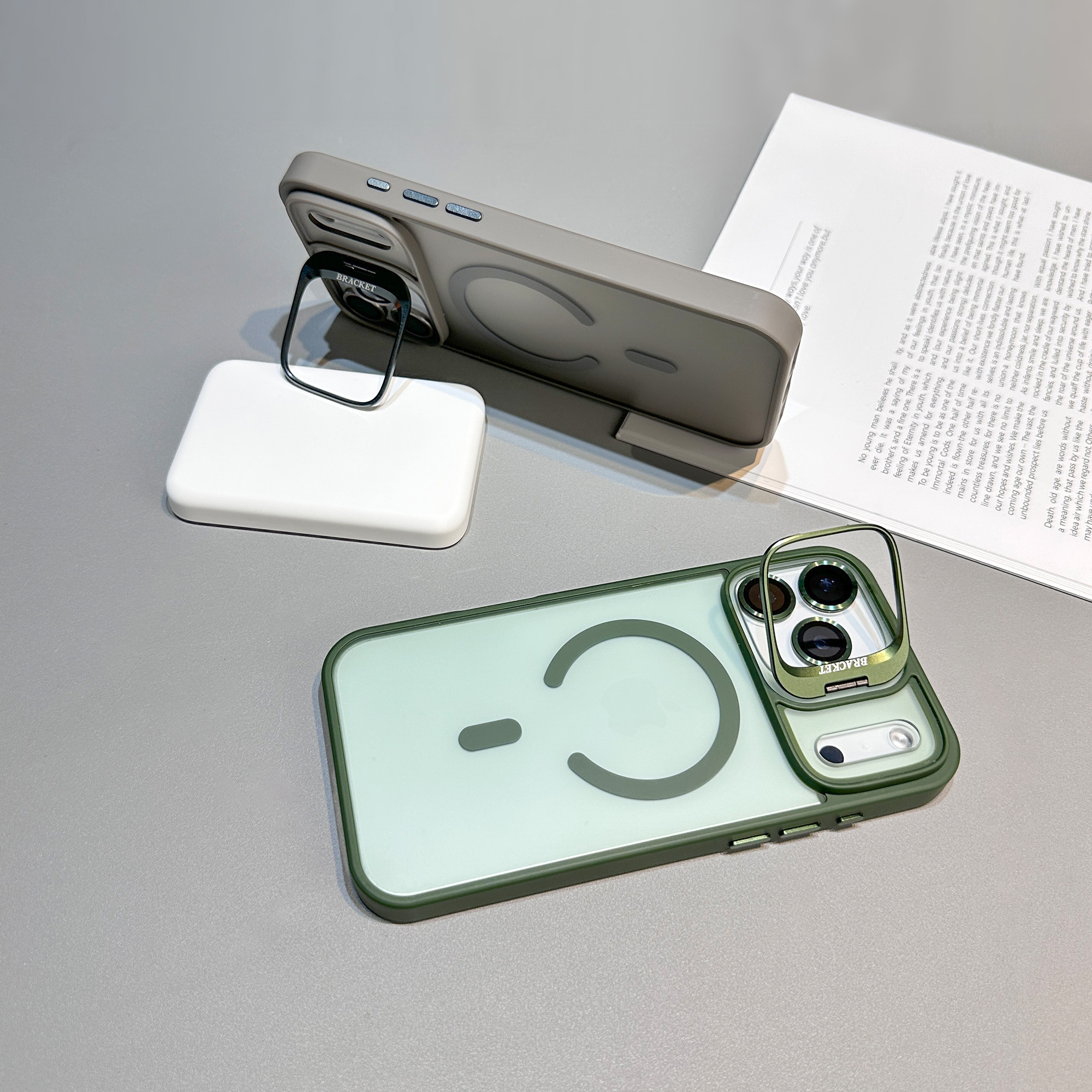 U4 Matte Case With Lens Protector Folding Camera Stand Magnetic Mobile Phone Cover for iPhone 17 18 Pro Max Shockproof